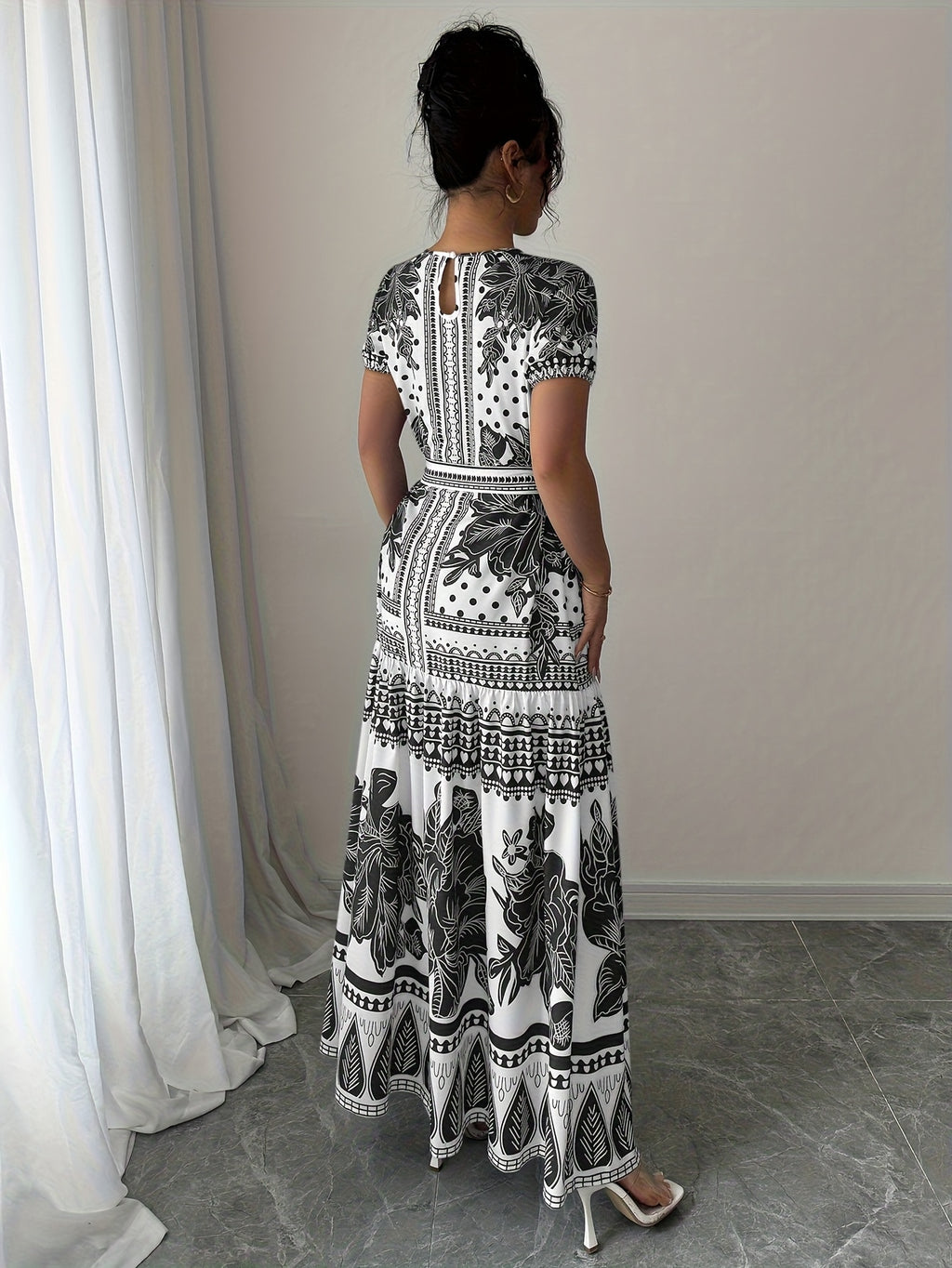 [Summer Chic Maxi Dress] Vibrant Pink & White Floral Print Maxi Dress for Women | Elegant, A-Line Silhouette, Round Neck, Tie-Front Detail, Casual Style, Perfect for Summer